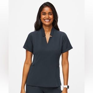 FIGS Inala Slim Scrub Top